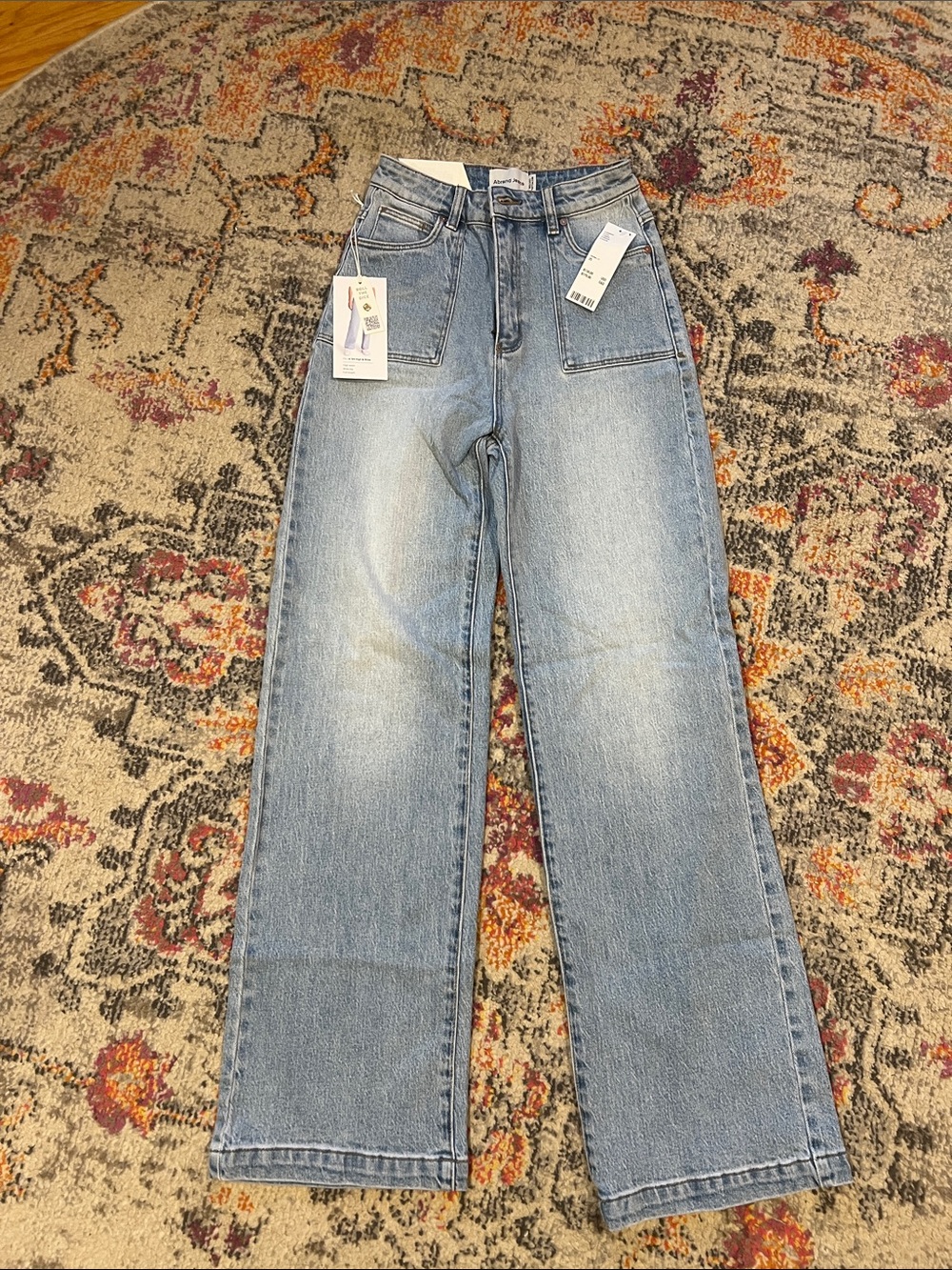 Abrand Light Wash Wide-Leg Jeans